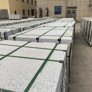 嘉兴 白麻花岗岩5.0公分荔枝面地铺石