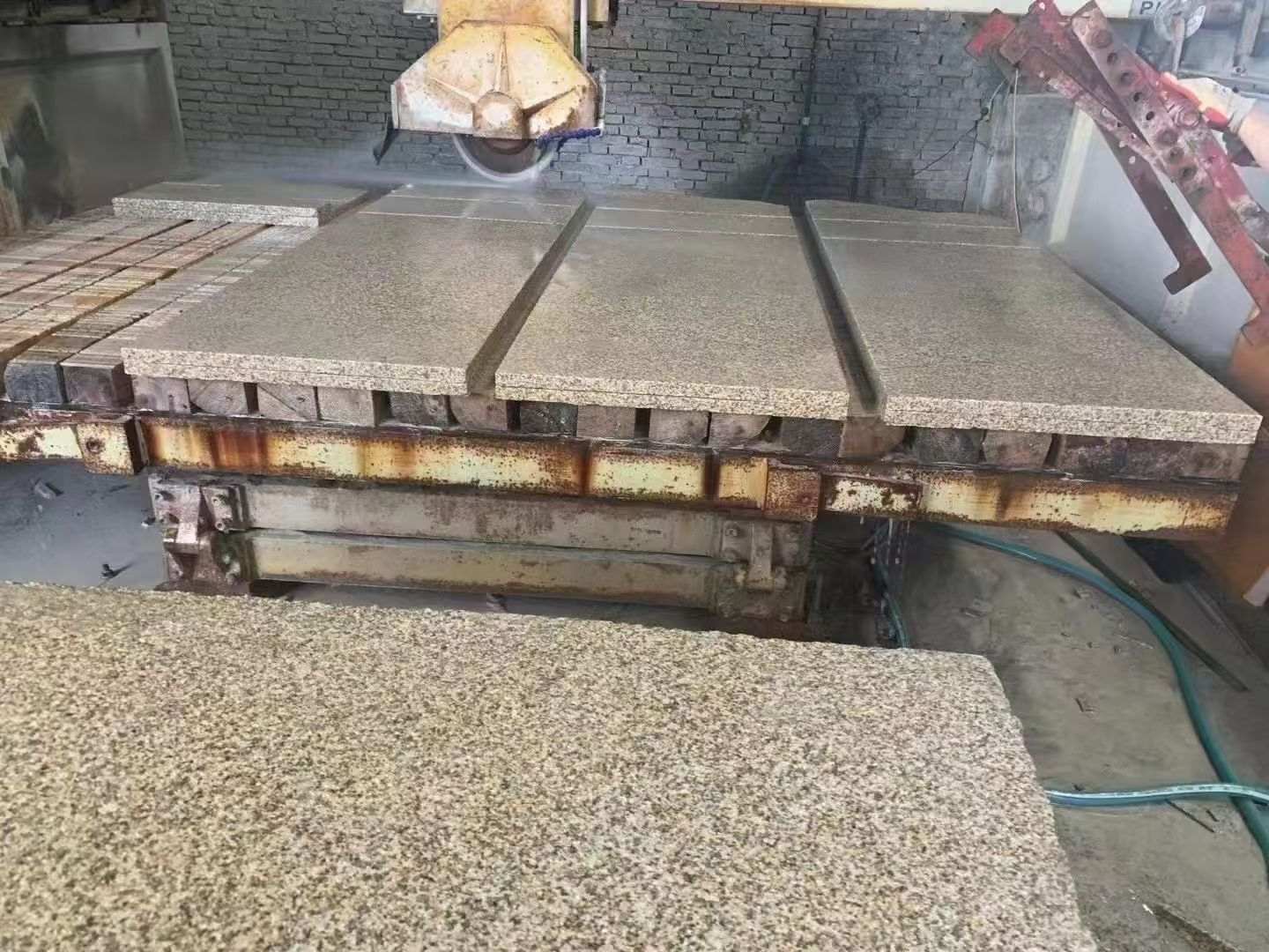 嘉兴 黄金麻荔枝面成品板加工