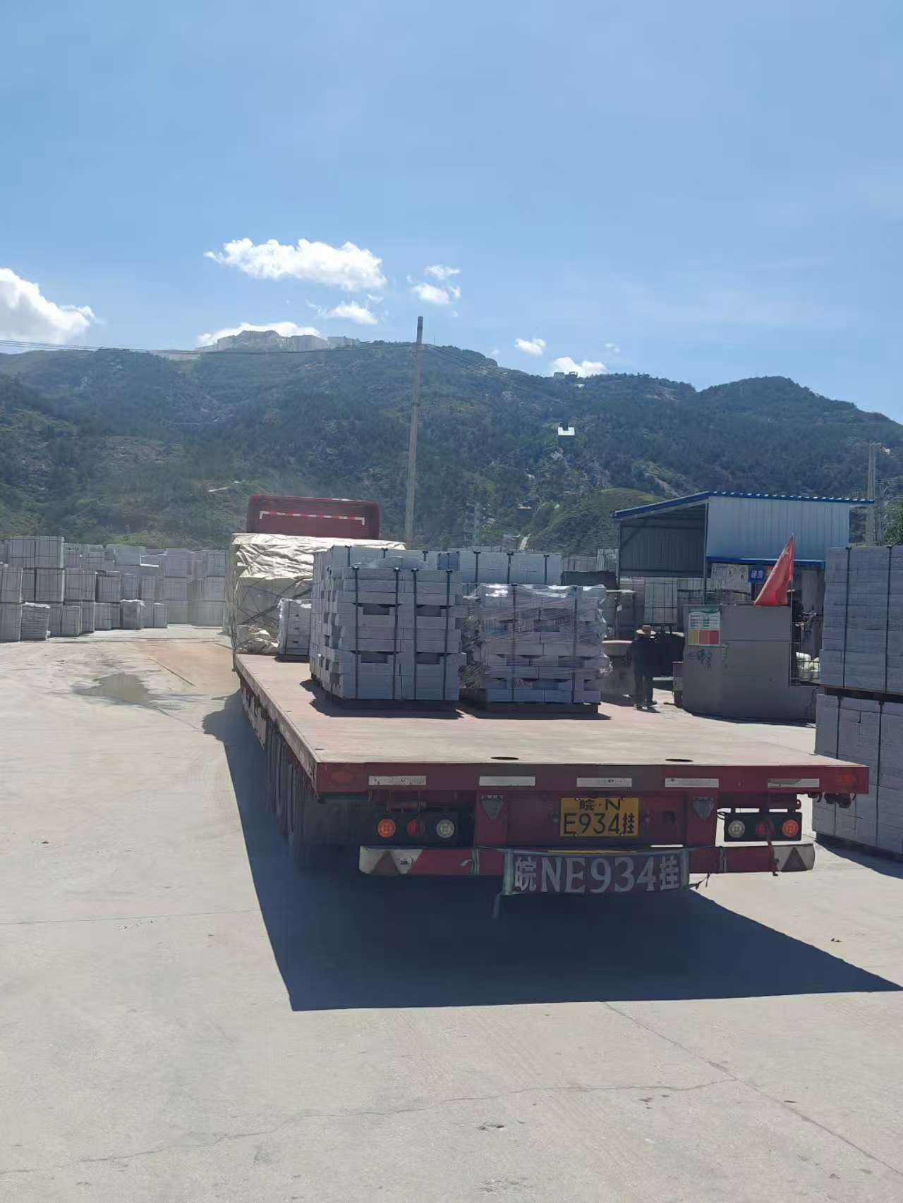 嘉兴 芝麻白仿形路沿石，直形路沿石