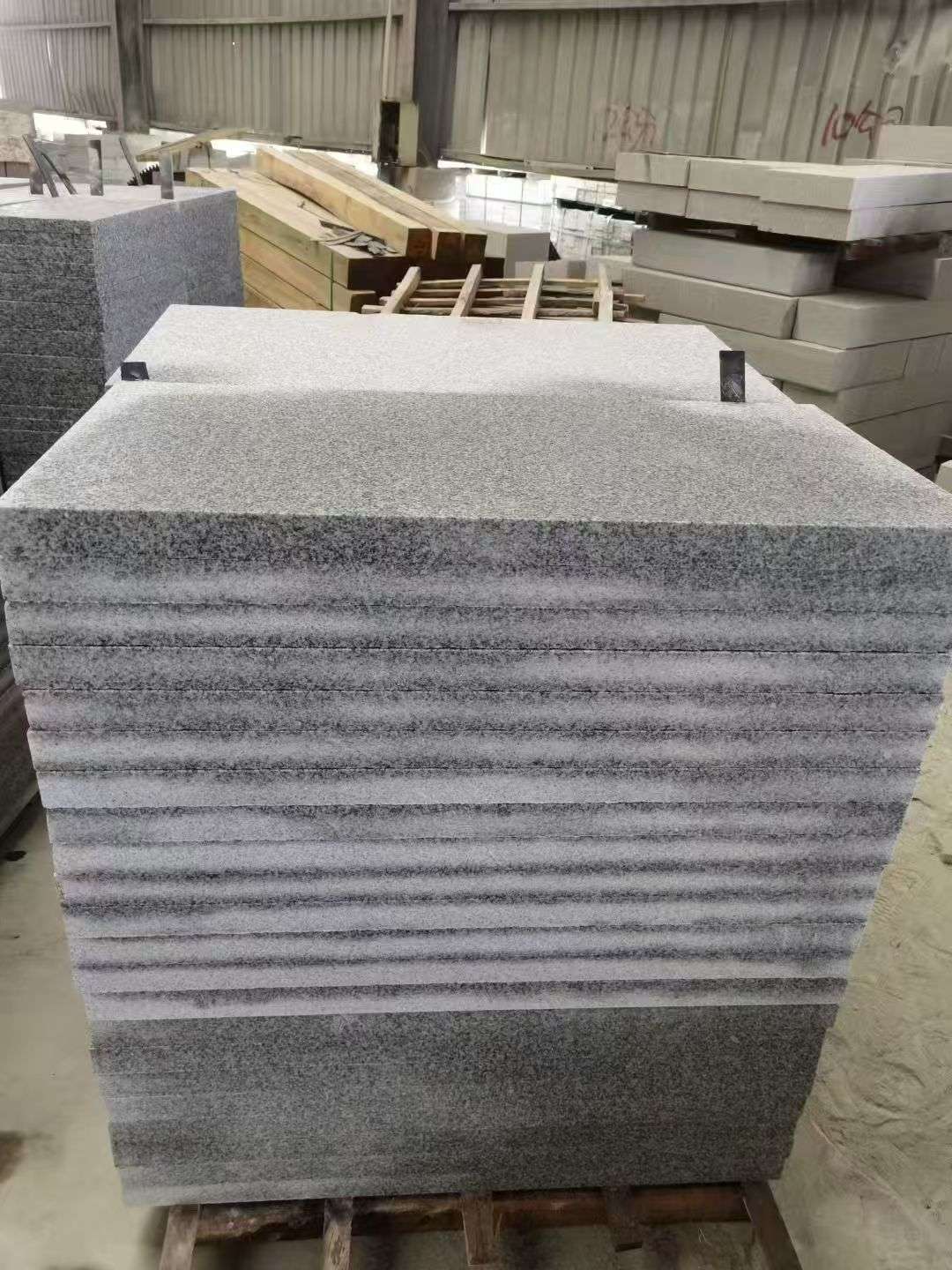 嘉兴 芝麻白5公分火烧地铺成品，900*400，规格可定制