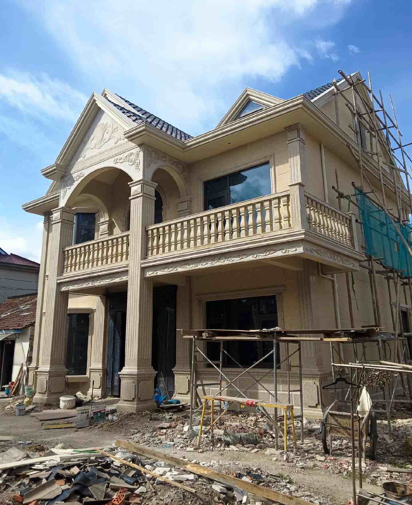 嘉兴 黄金麻花岗岩石材私人别墅雕花门楼柱阳台栏杆