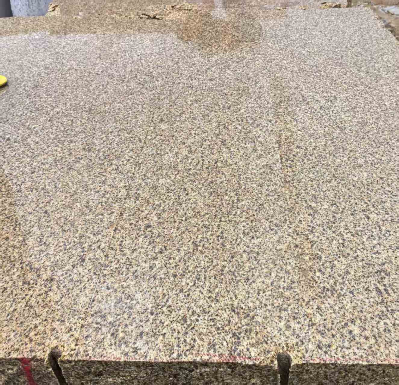 嘉兴 黄金麻花岗岩石材方料