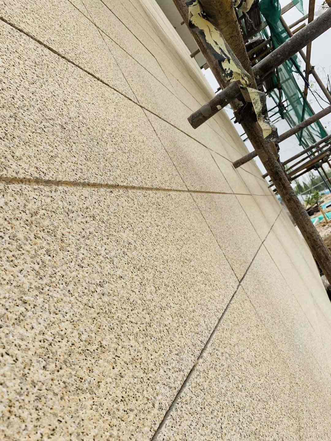 嘉兴 黄金麻花岗岩荔枝面外墙干挂石材效果示例